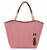 Bolsa vermelha listrada